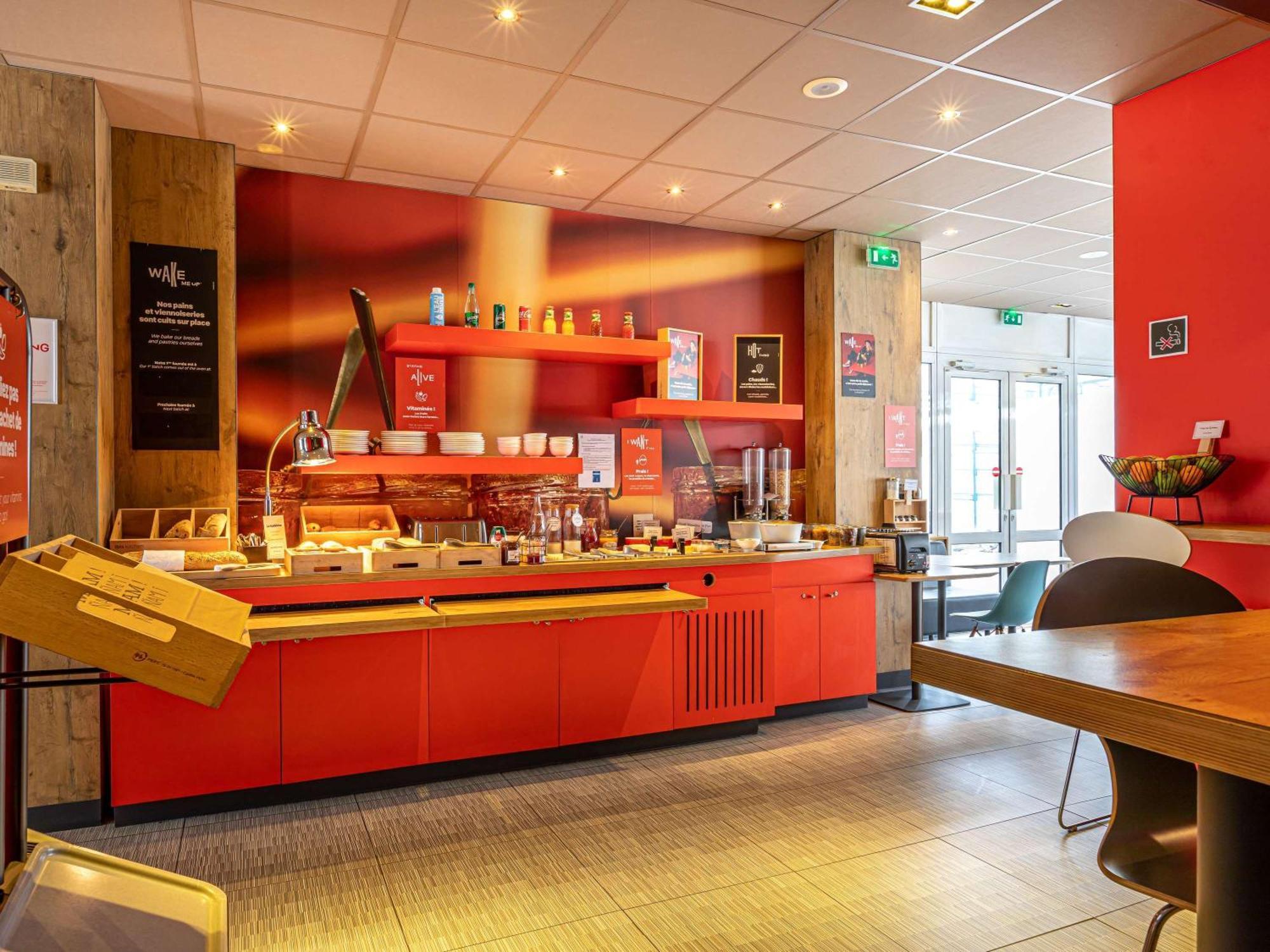 Отель Ibis Paris Boulogne Billancourt Экстерьер фото