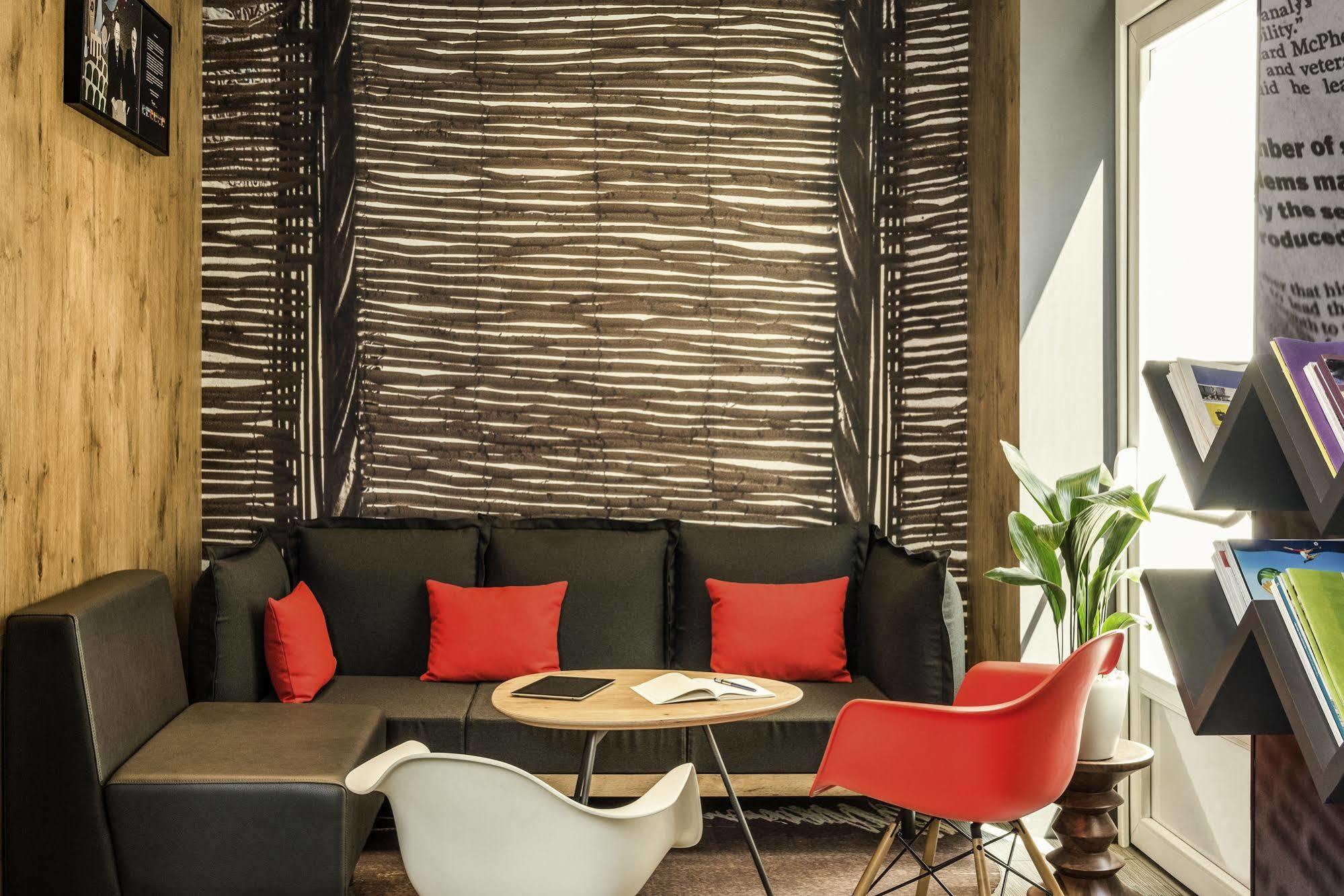 Отель Ibis Paris Boulogne Billancourt Экстерьер фото