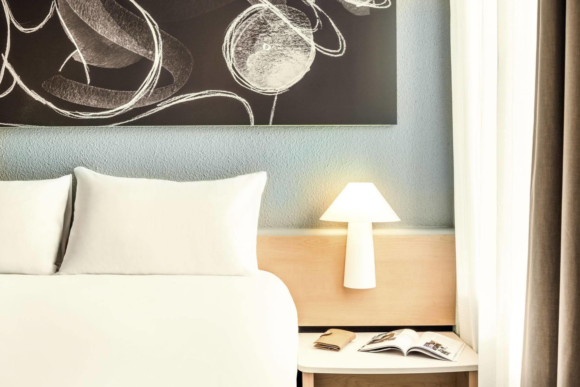 Отель Ibis Paris Boulogne Billancourt Экстерьер фото